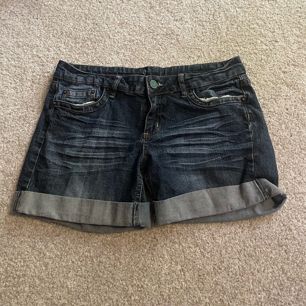 Easy Jean shorts